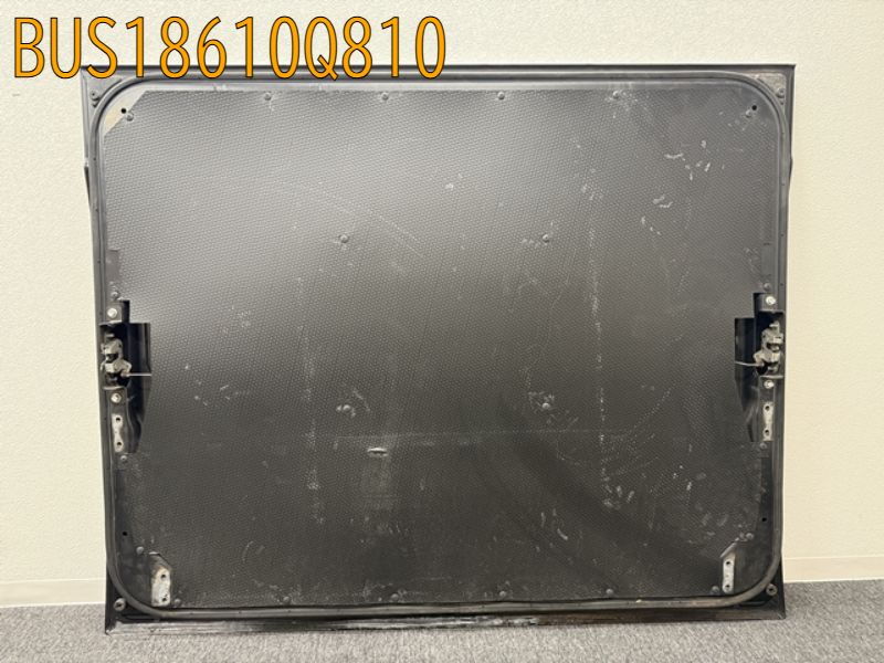 BUS18610Q810