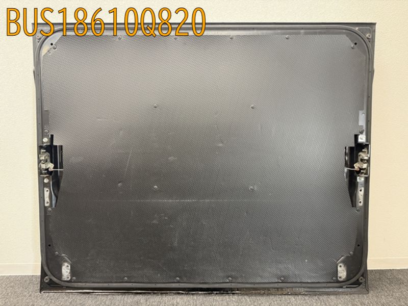 BUS18610Q820