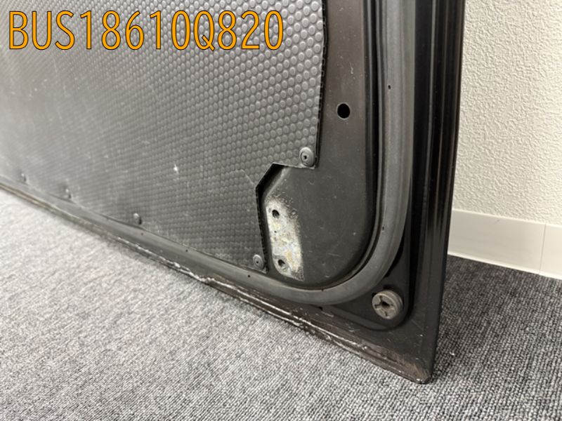 BUS18610Q820