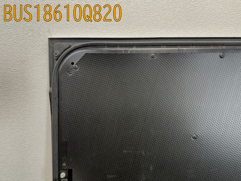 BUS18610Q820