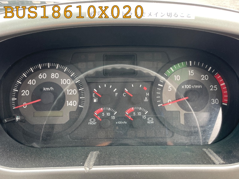BUS18610X020