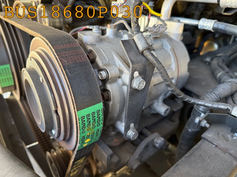 コンプレッサー（エアコン）