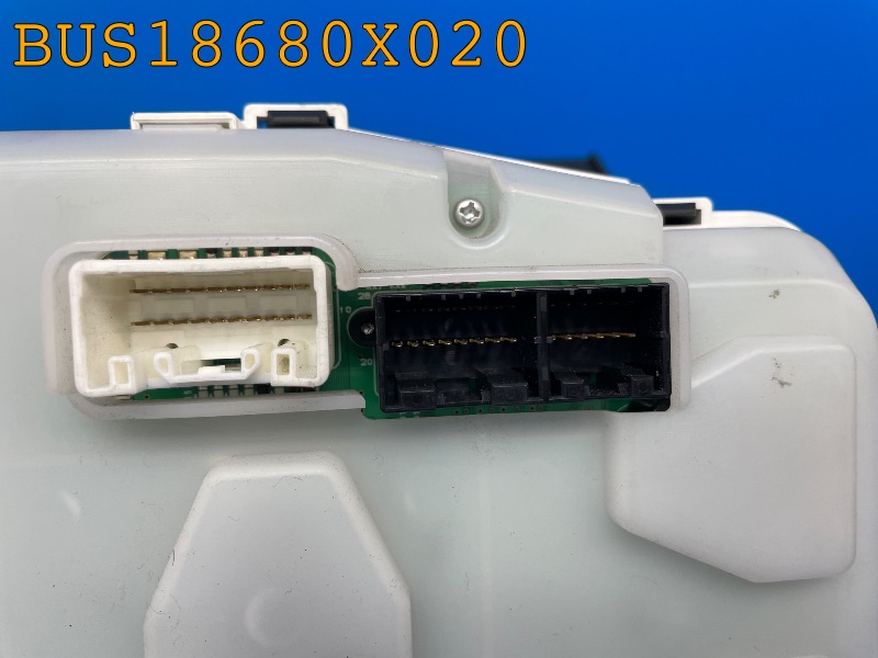 BUS18680X020