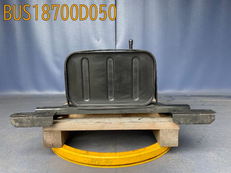 BUS18700D050
