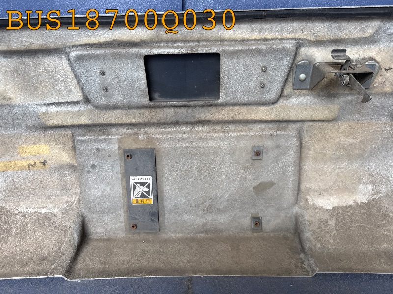 BUS18700Q030