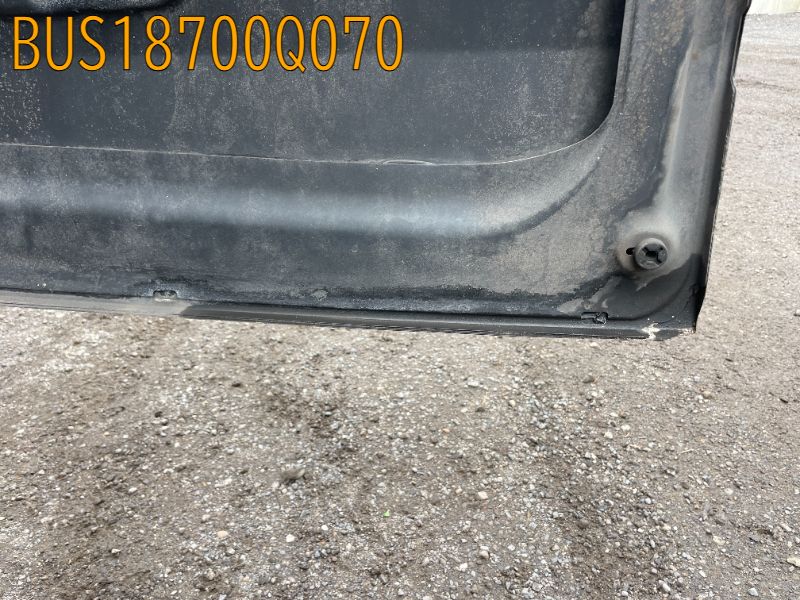 BUS18700Q070