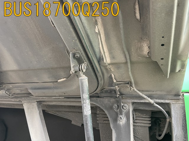 BUS18700Q250