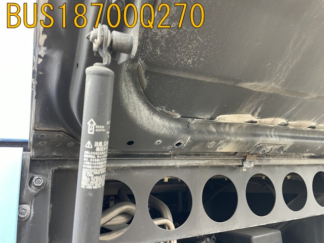 BUS18700Q270