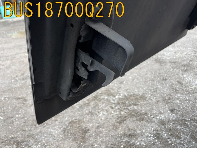 BUS18700Q270