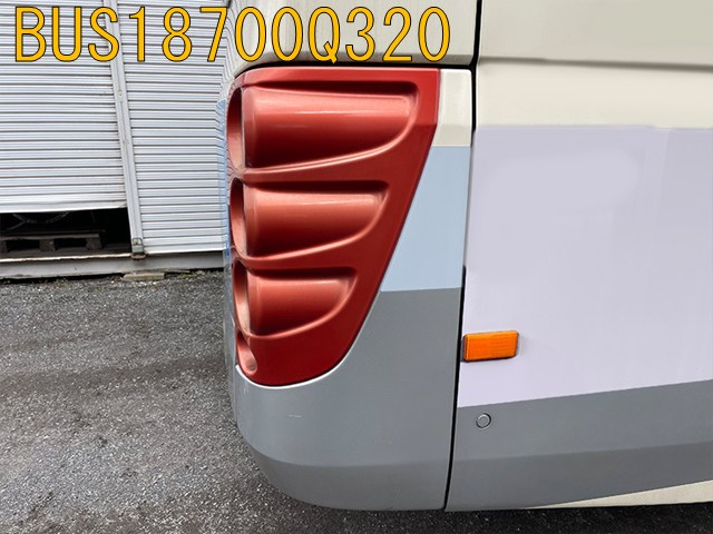 BUS18700Q320