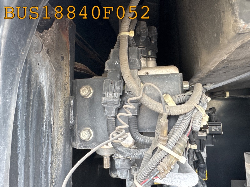 BUS18840F052