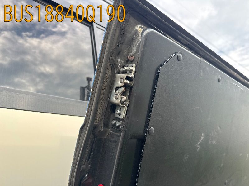 BUS18840Q190