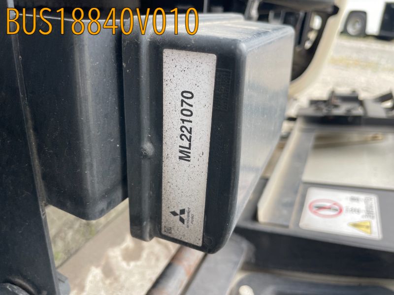 BUS18840V010
