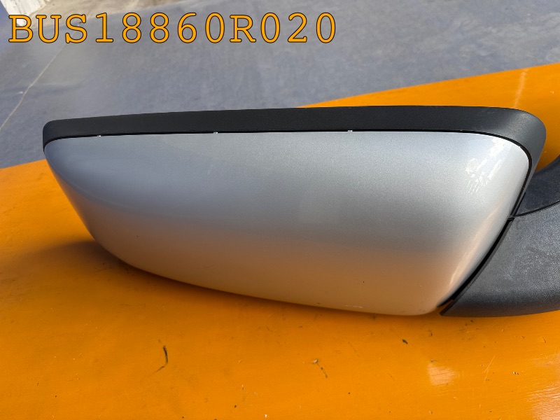 BUS18860R020