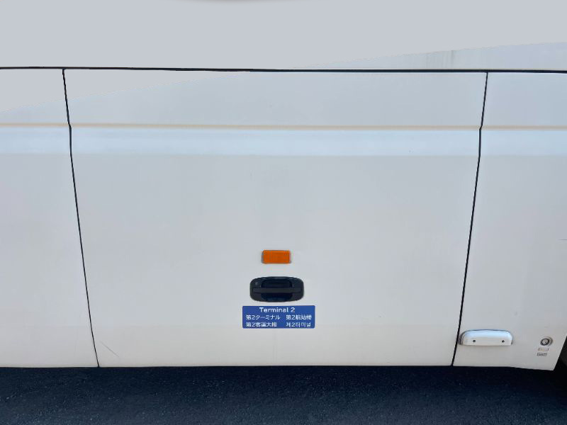 トランクパネル左3番目