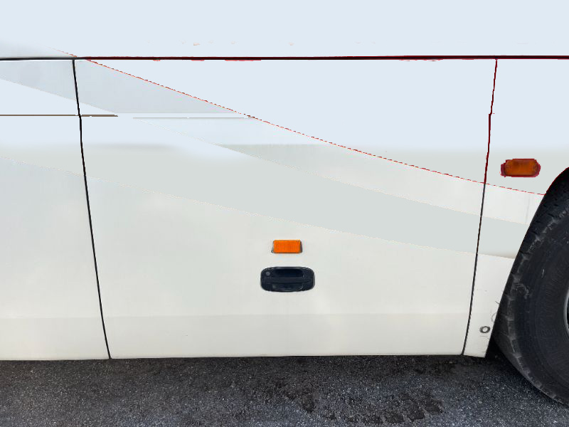 トランクパネル右１番目