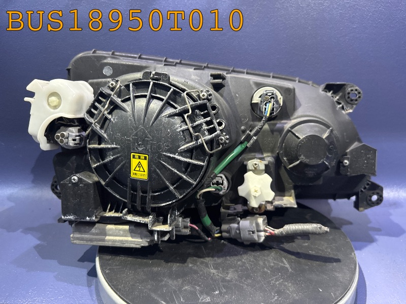 BUS18950T010