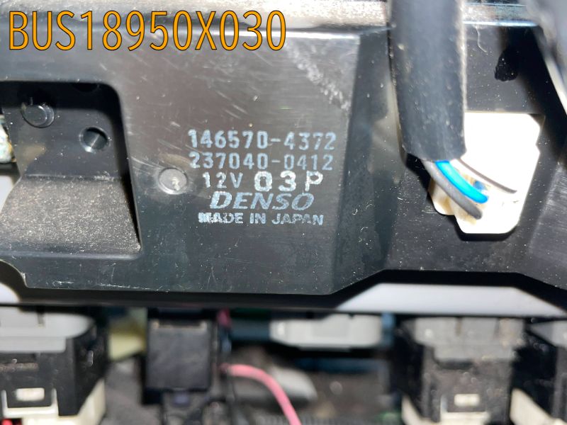 BUS18950X030
