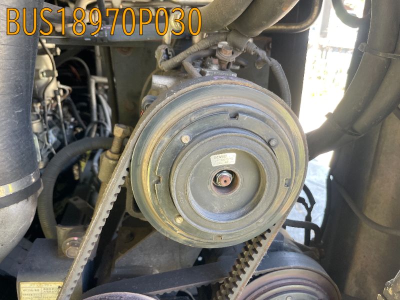 コンプレッサー（エアコン）