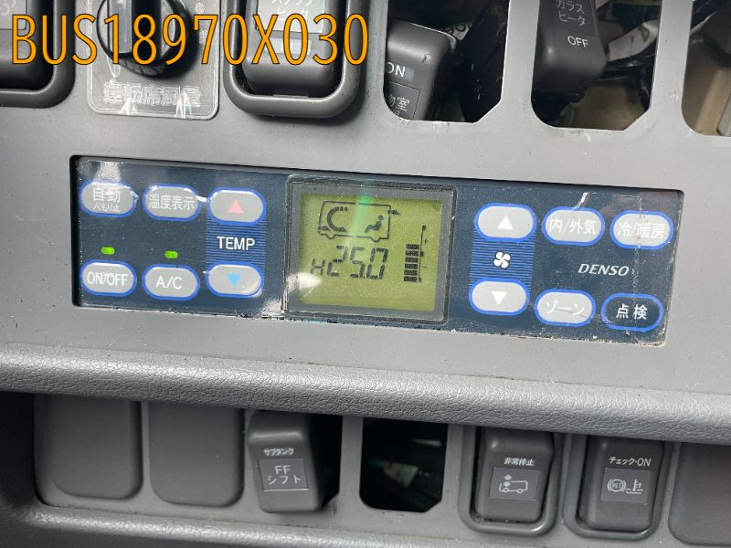 エアコン操作パネル