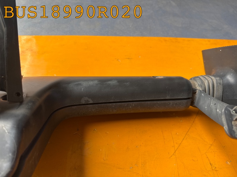 BUS18990R020