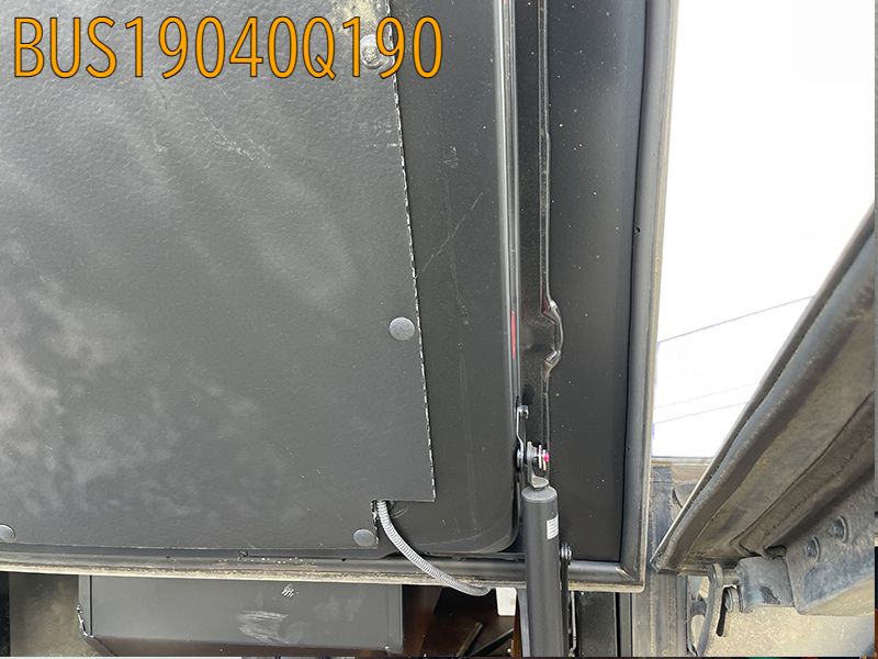 BUS19040Q190
