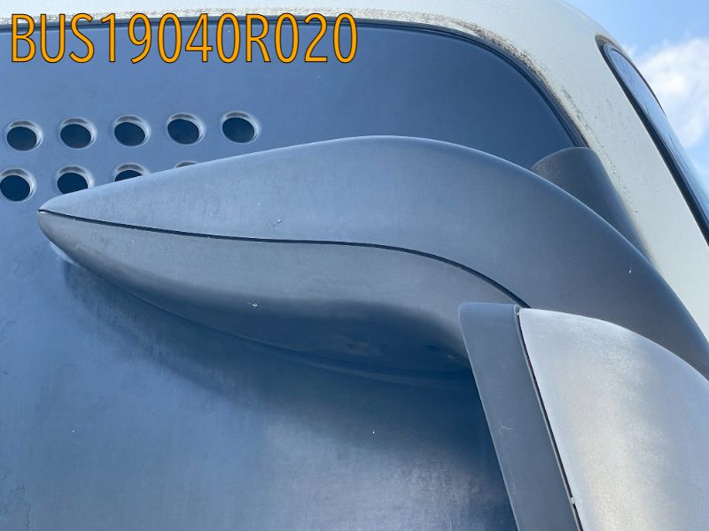 BUS19040R020