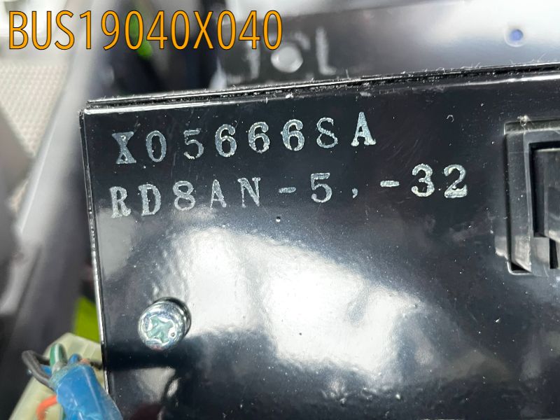 BUS19040X040