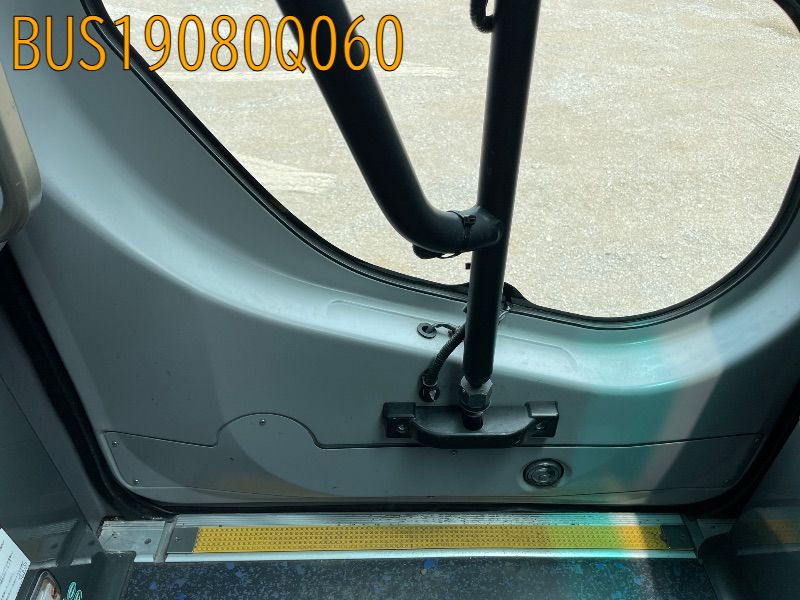 BUS19080Q060