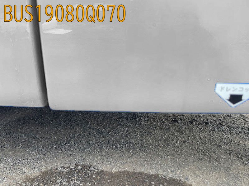 BUS19080Q070