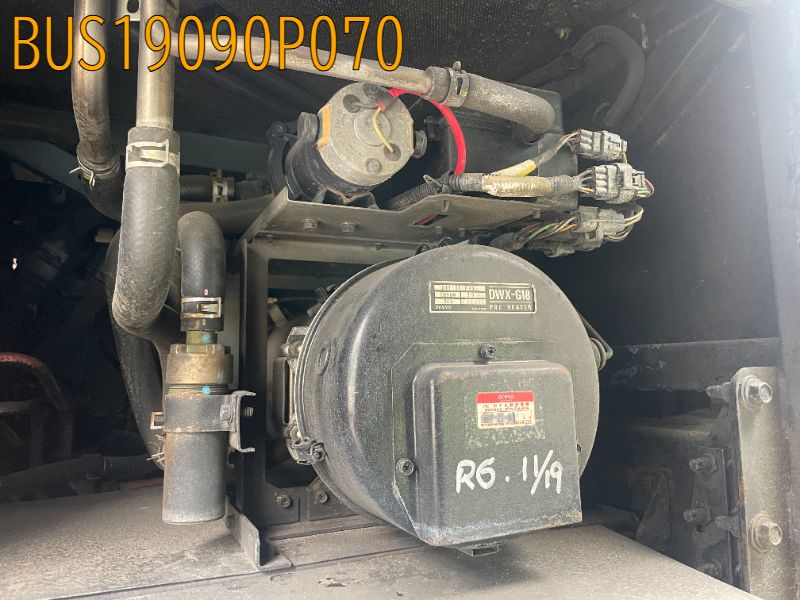 BUS19090P070