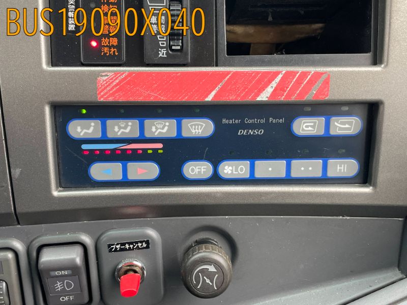 BUS19090X040