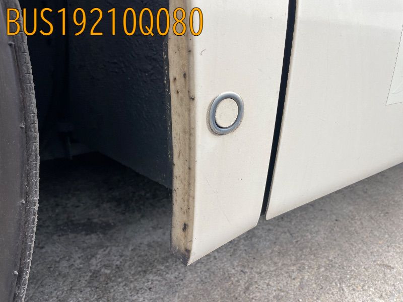 BUS19210Q080