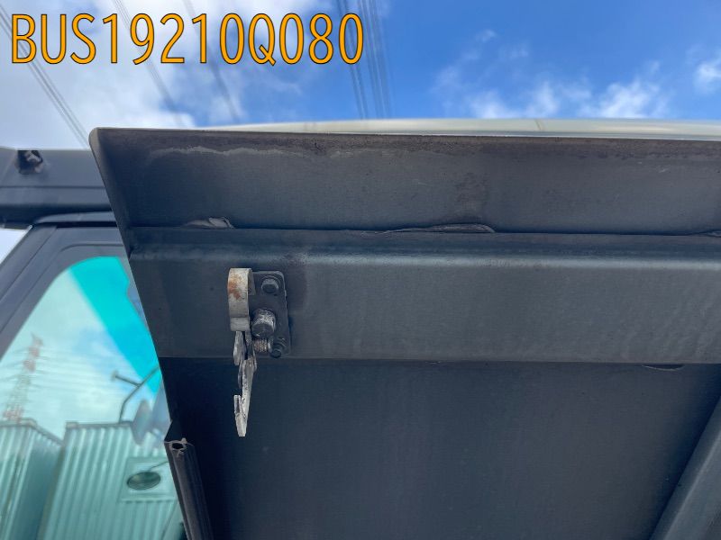 BUS19210Q080