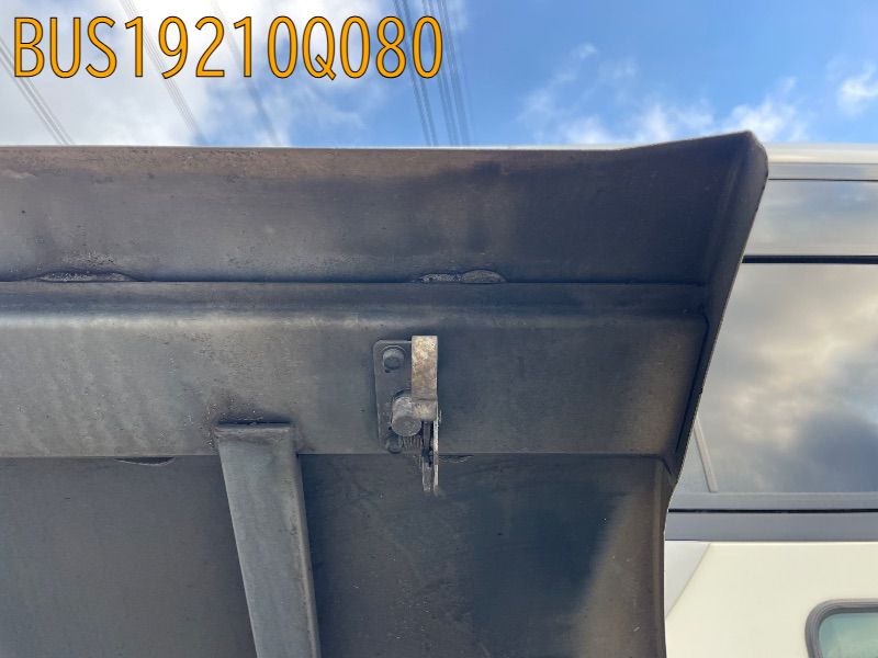 BUS19210Q080