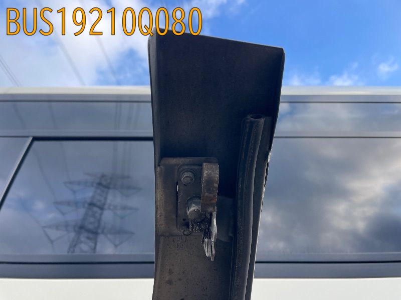 BUS19210Q080