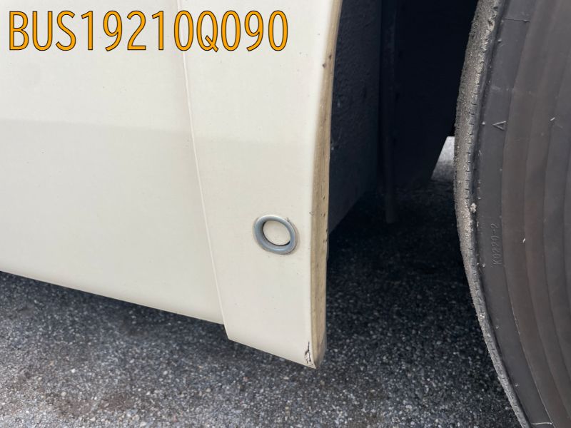 BUS19210Q090
