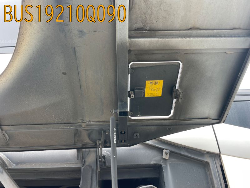 BUS19210Q090