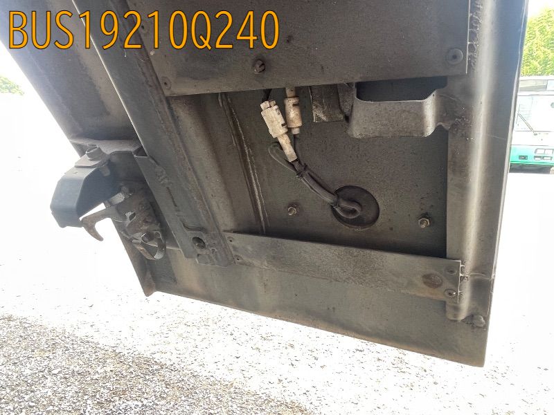 BUS19210Q240