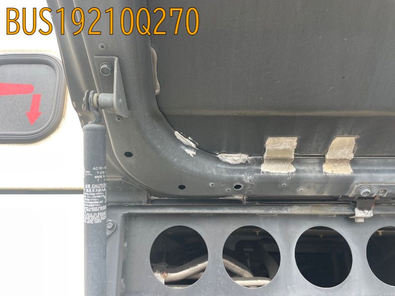 BUS19210Q270