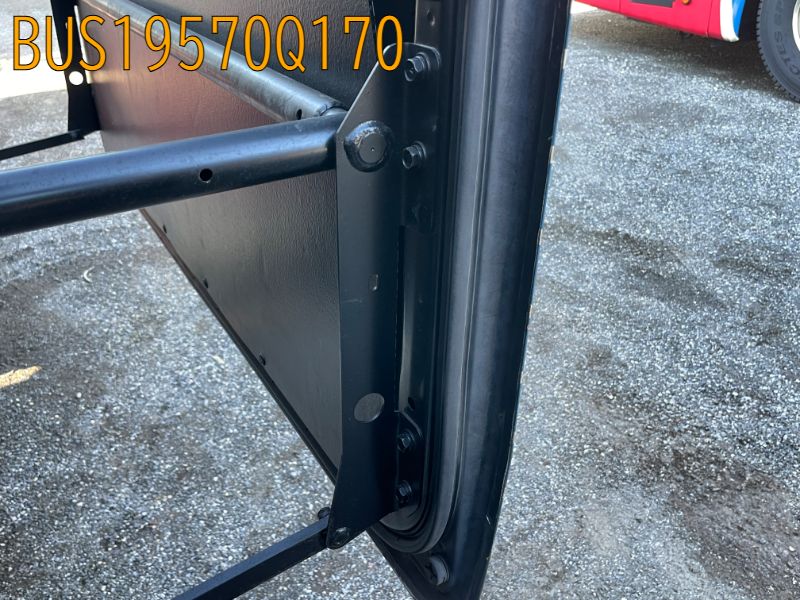 BUS19570Q170
