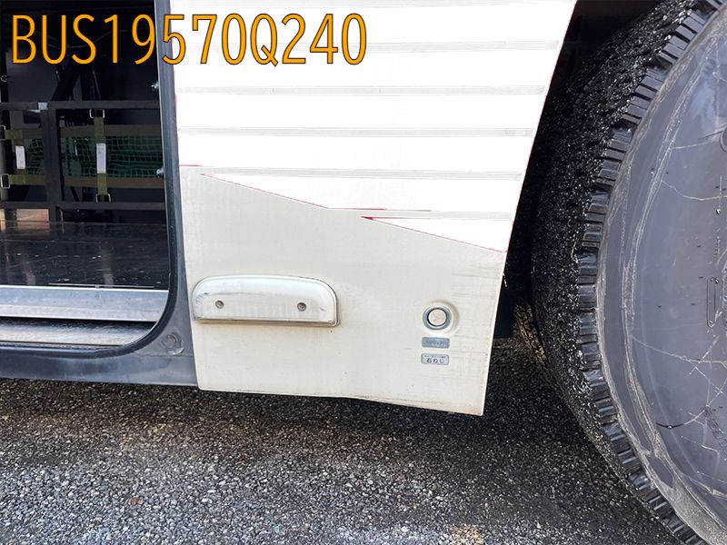 BUS19570Q240