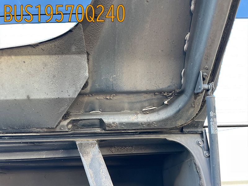 BUS19570Q240