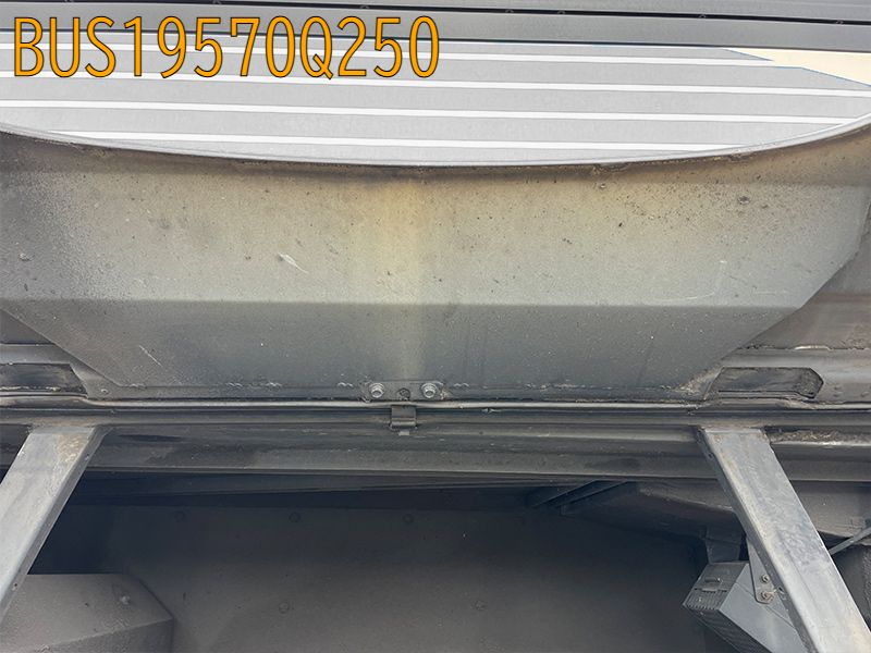 BUS19570Q250