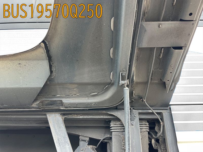 BUS19570Q250