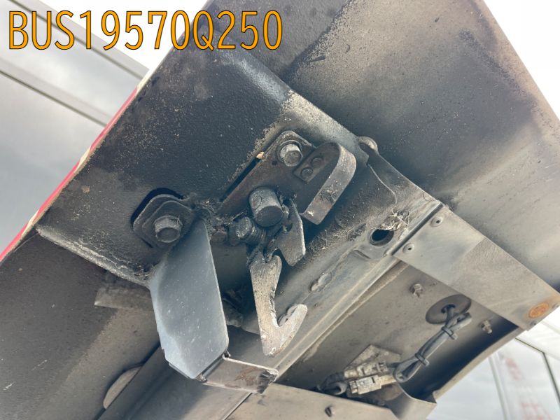 BUS19570Q250